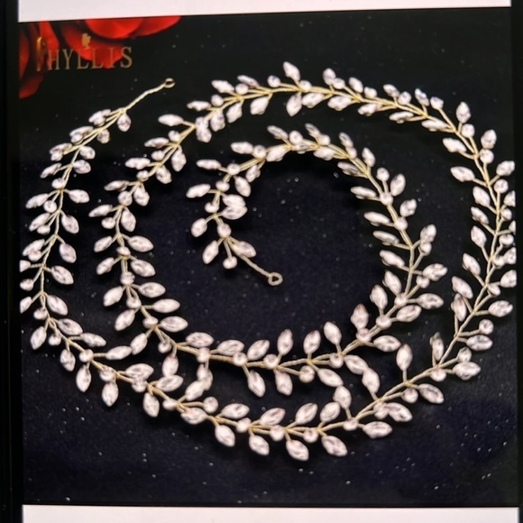 Bridal/party hair accessory - Picture 2 of 2